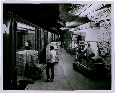 #ad LG836 1972 Orig Photo TRADE CAVE Underground Storage Facility Kansas City Zone