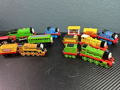 #ad Lot of 13 Thomas the Train amp; Friends Magnetic Metal Diecast Engine Car