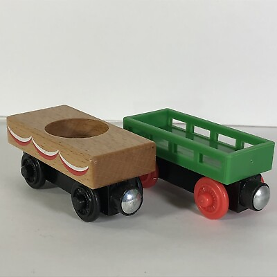 Santa Delivery Thomas the Train Wooden Railway Tender Cake Cargo Car Lot of 2