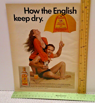 #ad 1974 Print Ad How the English keep dry Gordon#x27;s Gin lady man beach sand bikini