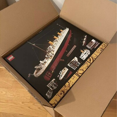 LEGO TITANIC SET 10294 Creator Expert In Hand ⭐NEW⭐ IN BOX ✔️ SHIP UPS