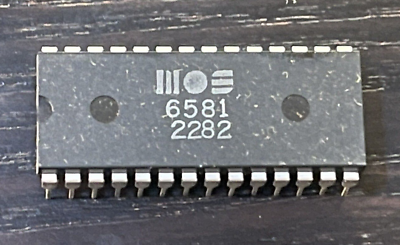 MOS 6581 SID chip for Commodore 64 Tested and Working US Seller