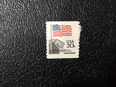 #ad Used USA 1981 Flag Over Supreme Court Stamp 20 Cent