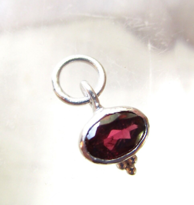 #ad Garnet Solitaire Small Oval Gemstone Charm Pendant 925 Sterling Silver