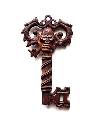Antique Large Fancy Pirate Cast Iron Victorian Skeleton Key