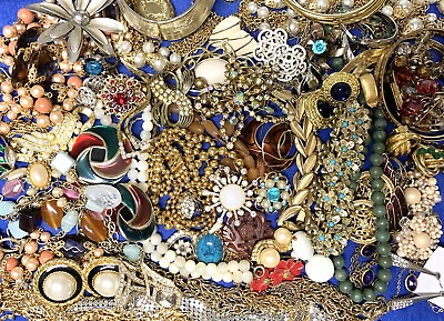 Vintage Jewelry amp; Signed Designer Costume Jewelry Lot All QUALITY No Junk