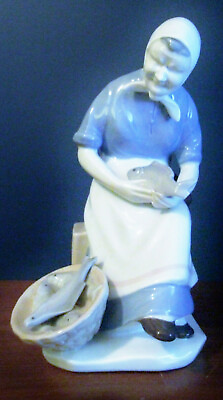 #ad Germany Carl Scheidig Woman Fish Seller Basket Porcelain Figurine Vintage 1990#x27;s