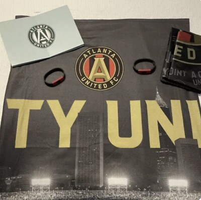 #ad Atlanta United 2022 Founding Member Season Gift Flag Blanket Bracelet NEW