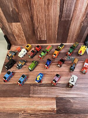 #ad Thomas the Tank Engine Magnetic Train and Tender Lot Of 25 Pieces Gullane