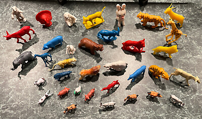 #ad Plastic Animals Toys Lot 35 pieces Hong Kong Singapore Vintage Toys