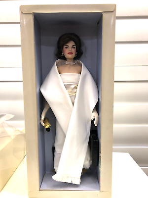 #ad Franklin Mint The Jackie Doll Jackie Kennedy White Satin Dress plus 3 outfits.