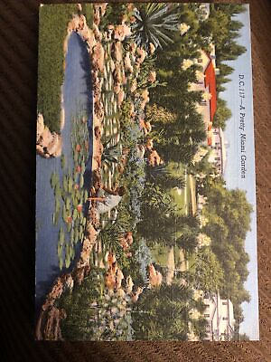#ad Vintage Linen Postcard A Pretty Miami Garden Florida. Unposted c1940s