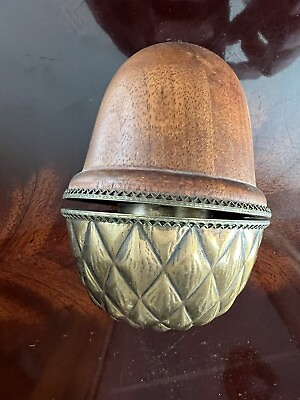 Beautiful Vintage Evans Acorn Table Lighter Wood Wooden Brass Base Trim