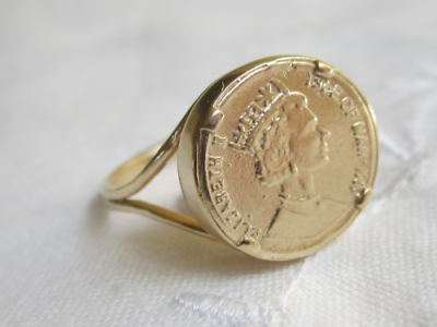 #ad Queen Elizabeth#x27;s Coin Shape Unisex Charm Custom Ring 14k Yellow Gold Plated