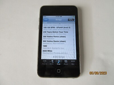 Apple iPod Touch 3rd Generation 32GB MP3 Music Player