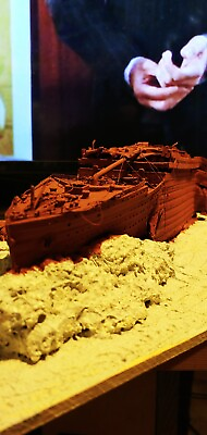 #ad Titanic wreck model 1 350