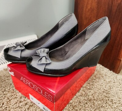 #ad Aerosoles Shoes Women#x27;s 9 Wedge Pumps Bow Peep Toe Black Grey Well Wisher
