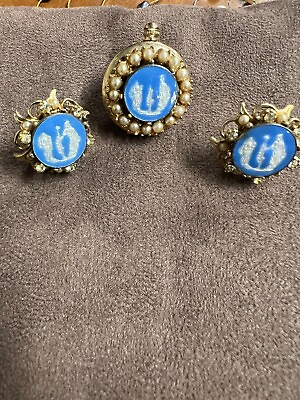 #ad Vintage Karce Gold Tone Blue Demi Parure Isinglass Photo Locket Earrings