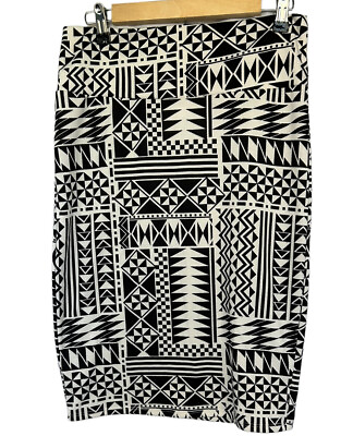 #ad Lularoe Cassie Pencil Skirt Black amp; White Abstract Pattern M