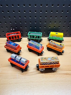 Thomas Wooden Railway Lot Cargo: Filled Cars Inserts Pieces Accessories