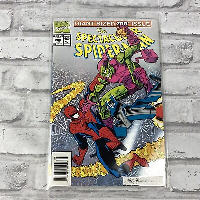 Marvel Comics The Spectacular Spider man Giant Sized 200th Issue May 1993