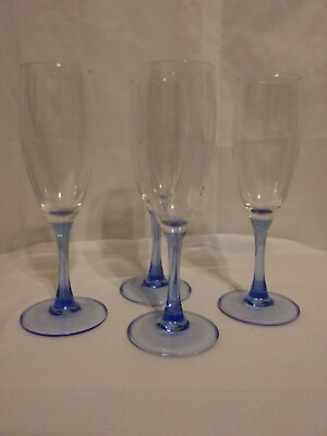 Set of 4 Vintage Light Blue Stemmed Champagne Flutes Luminarc France