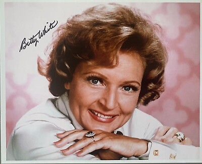 Betty White Signed Autograph 8x10 Colored COA Golden Girls Mary Tyler Moore