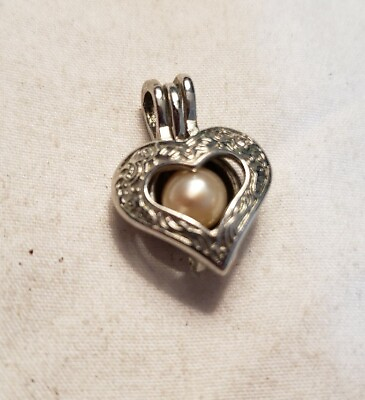 #ad Sliver Heart Cage Pearl Necklace Pendant