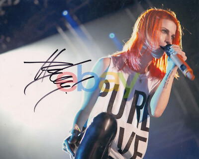 Hayley Williams of Paramore Signed Autograph 8x10 Photo reprint