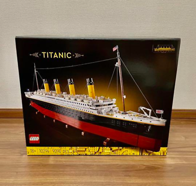 LEGO Titanic 10294 Distribution Limited Product 9090 Pieces