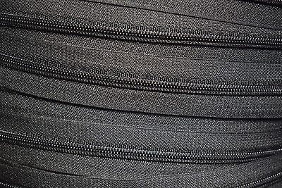 #5 Black Heavy Duty Nylon Apparel Zipper Chain Cloth