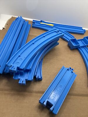 #ad #ad 1992 2001 Tomy Thomas Train Track Replacement Lot of 16 Curved 8quot; Pieces Used T2