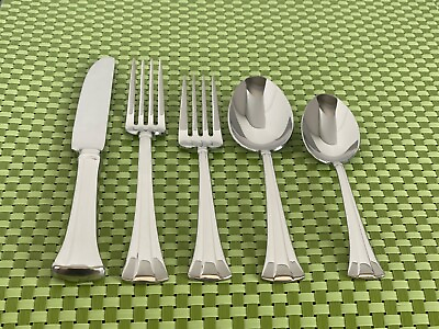 Waterford MONT CLARE Stainless Glossy 18 10 Ridged NEW Choice Flatware E3N