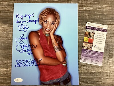 #ad SSG Sexy DEBRA WILSON Signed 8X10 quot;Mad TVquot; Photo with a JSA James Spence COA