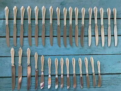 Pointed Antique by Reedamp;Barton Flatware Knife Mirrorstele Sterling Handle 31pc