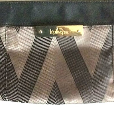 #ad Kipling Ladies Bag Zippered Closure Removable Handle Size @7”W 10quot;L