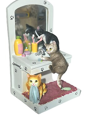 #ad SAN FRANCISCO MUSIC BOX CO. KITTY CAT BATH TIME TUNE MY FAVORITE THINGS Figure