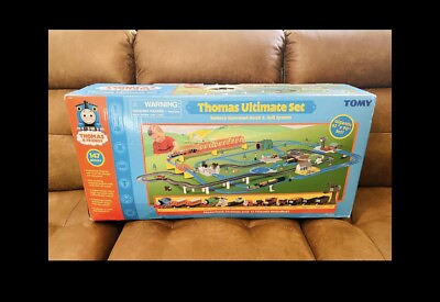 #ad 2005 Thomas the Train Thomas Ultimate Set By Tomy 147 Pieces