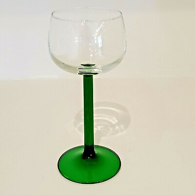 VINTAGE EMERALD GREEN FRENCH LUMINARC CORDIAL WINE GLASSWARE 1970#x27;S FRANCE 6.5quot;