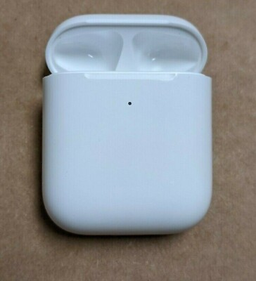 #ad Original Apple AirPods 2nd Generation Wireless Charging Case A1938 Very Good