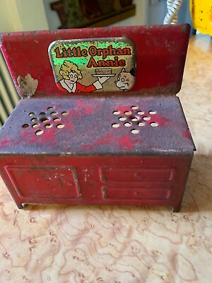 #ad Vintage Antique 1930s Little Orphan Annie Tin Metal Red Stove Toy Doll House B44