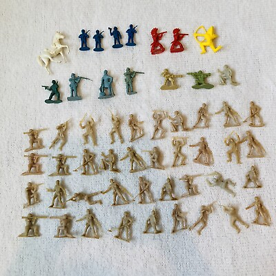 #ad Vintage Plastic Toy Soldiers Army Men Indians Horse Lot Of 53