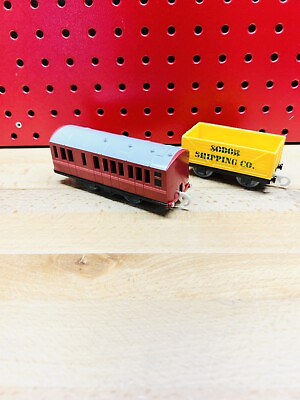 THOMAS Train amp; Friends Trackmaster Red Maroon Pink Coach amp; Yellow Shipping Truck