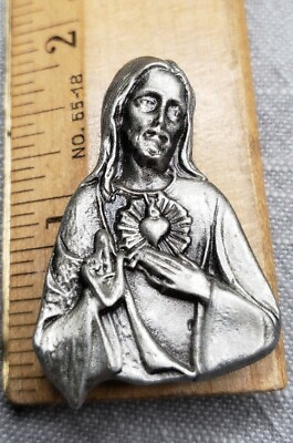 #ad Vintage Magnet Medal Sacred Heart Of Jesus Christian H21
