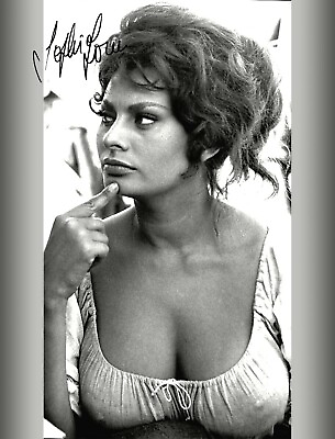 SOPHIA LOREN SEXY NAKED SIGNED AUTOGRAPH SIGNATURE 8.5X11 PHOTO PICTURE REPRINT